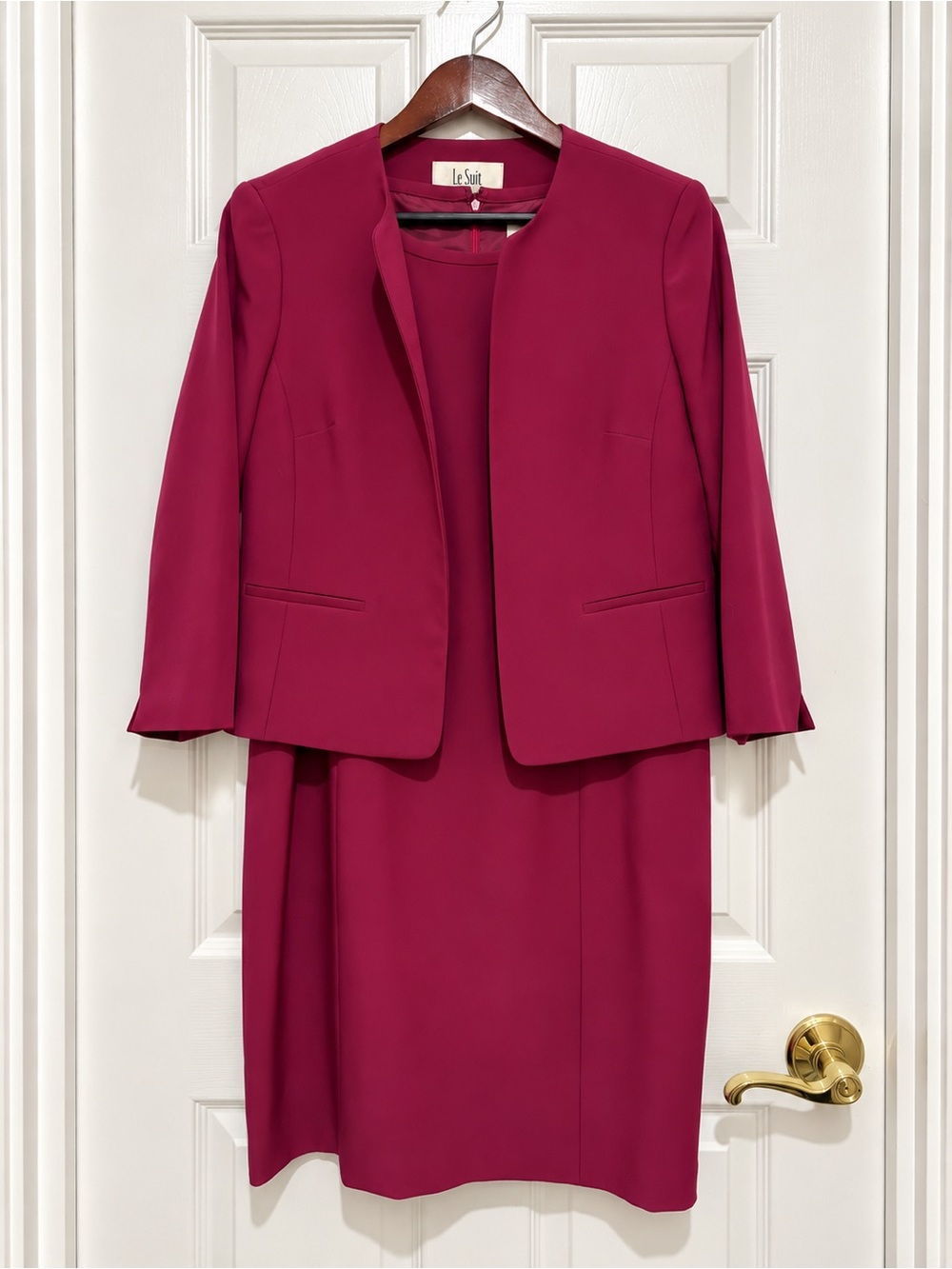Le Suit Women's Fuchsia Open-Front Blazer and Sheath Dress Set